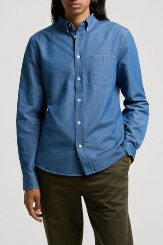 das denim hemd archiv 2 1 330x496 - Das Denim-Hemd &ndash; Archiv