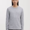 Das Langarm-T-Shirt