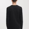 Das Langarm-T-Shirt