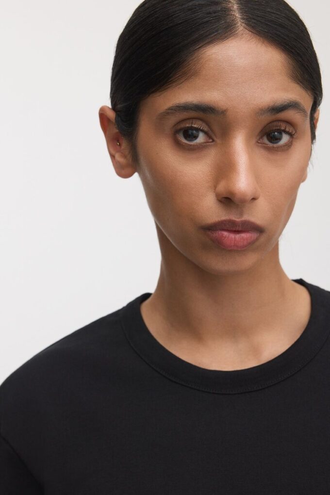 Das Langarm-T-Shirt Das Langarm-T-Shirt