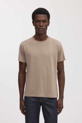 Das leichte T-Shirt