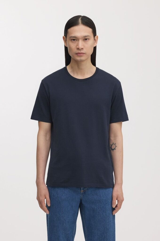 Das leichte T-Shirt