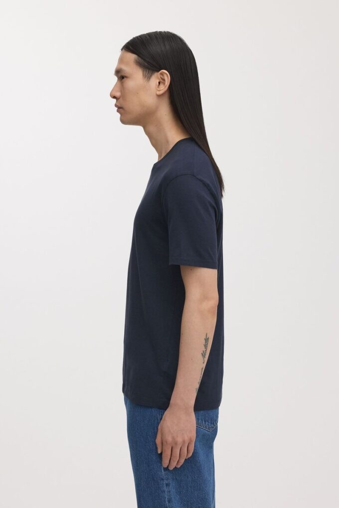 Das leichte T-Shirt