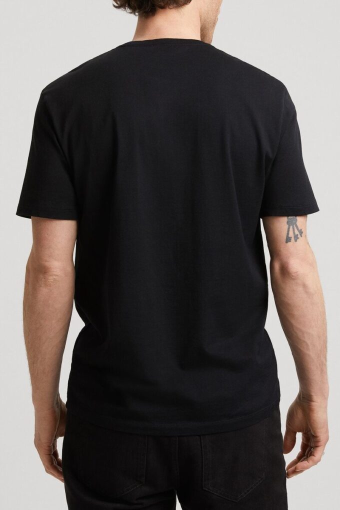 Das leichte T-Shirt – Archiv Das leichte T-Shirt – Archiv