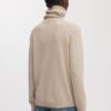 Der Kaschmir-Rollkragenpullover Der Kaschmir-Rollkragenpullover