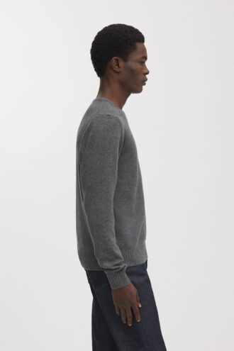 Der Kaschmirpullover