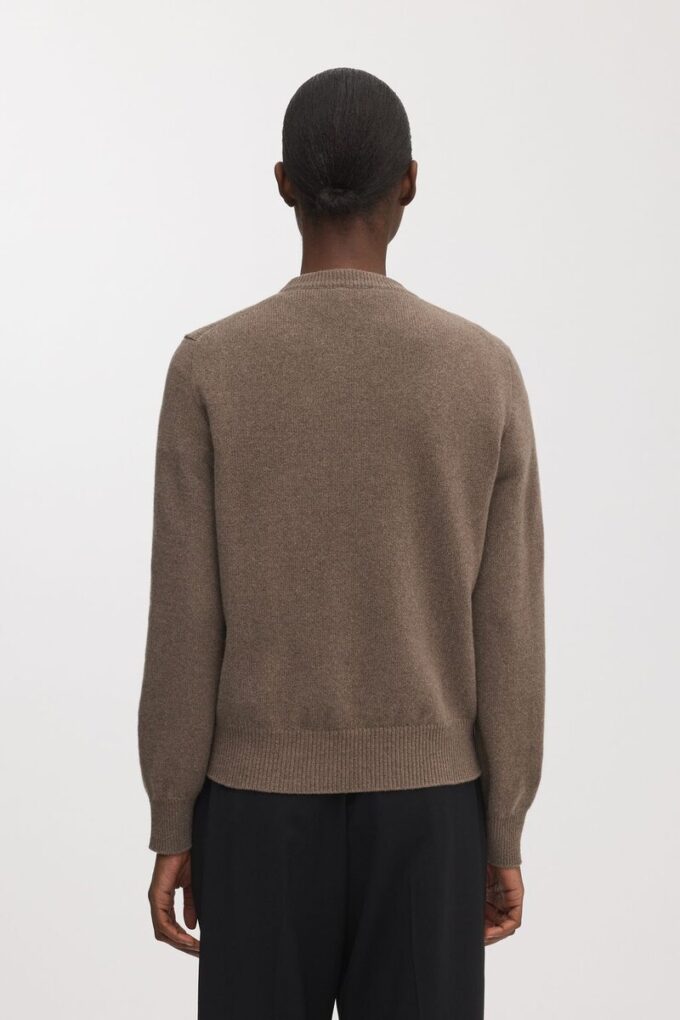 Der Kaschmirpullover Der Kaschmirpullover