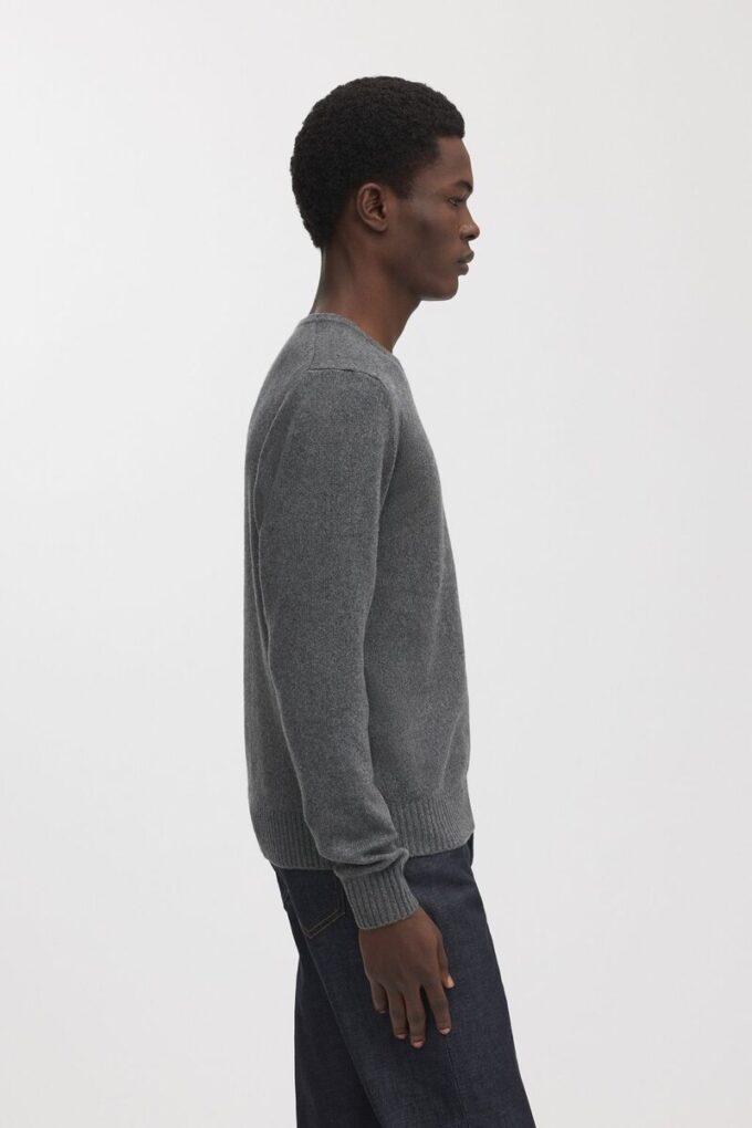 Der Kaschmirpullover Der Kaschmirpullover