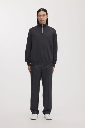 Der Merino-Pullover mit halbem Reißverschluss