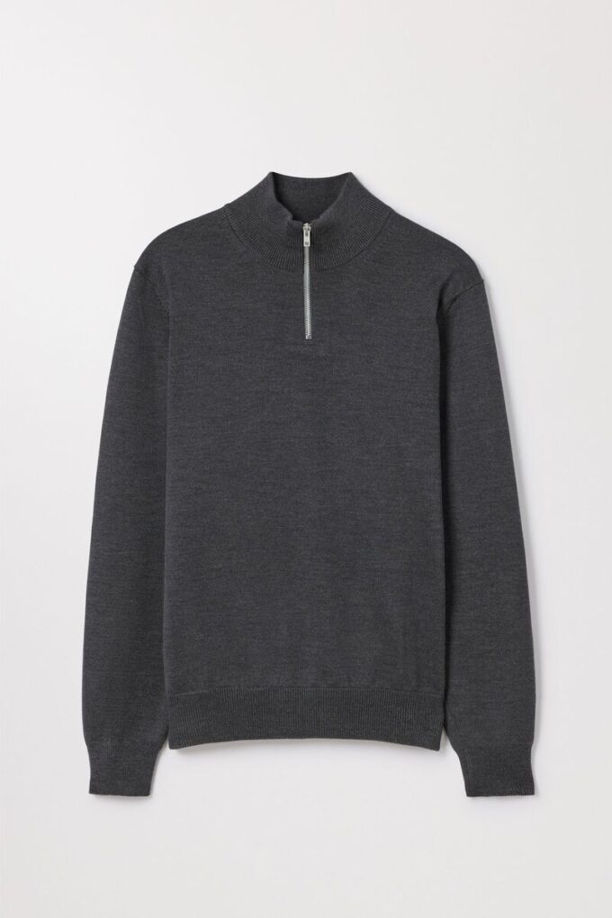 Der Merino-Pullover mit halbem Reißverschluss Der Merino-Pullover mit halbem Reißverschluss
