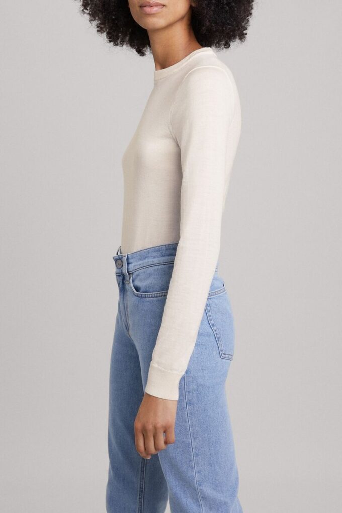 Der Merino-Pullover mit Rundhalsausschnitt – Archiv