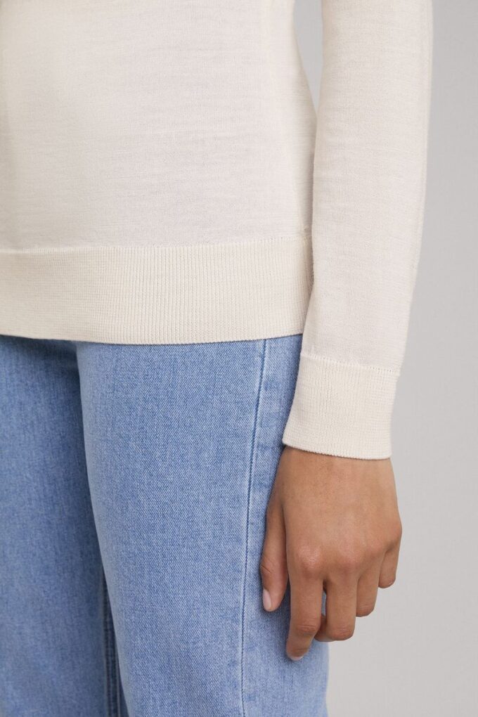 Der Merino-Pullover mit Rundhalsausschnitt – Archiv