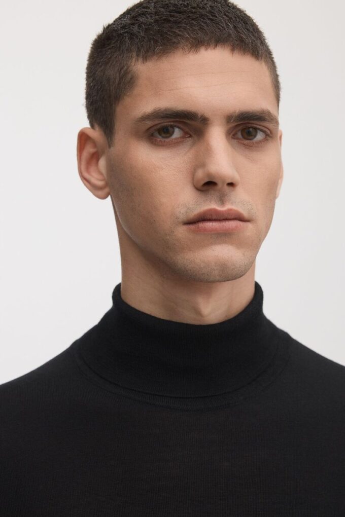 Der Merino-Rollkragenpullover Der Merino-Rollkragenpullover