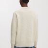 Der Pullover mit Stehkragen Der Pullover mit Stehkragen