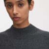 Der Pullover mit Stehkragen Der Pullover mit Stehkragen