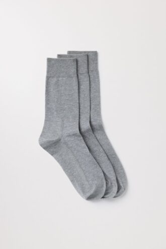 Die Baumwollsocken im 3er-Pack