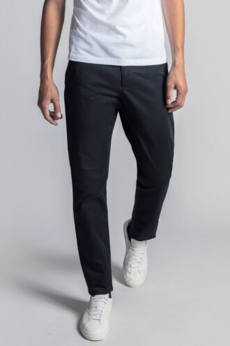 die chino archiv 2 4 330x495 - Die Chino &ndash; Archiv
