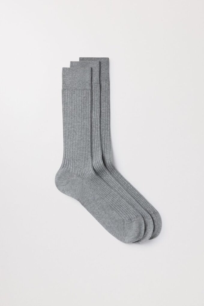Die gerippten Baumwollsocken im 3er-Pack