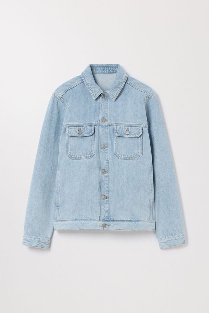 Die gewaschene Jeansjacke