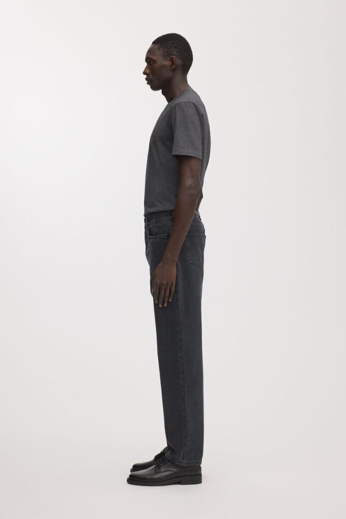 Die Loose Jeans