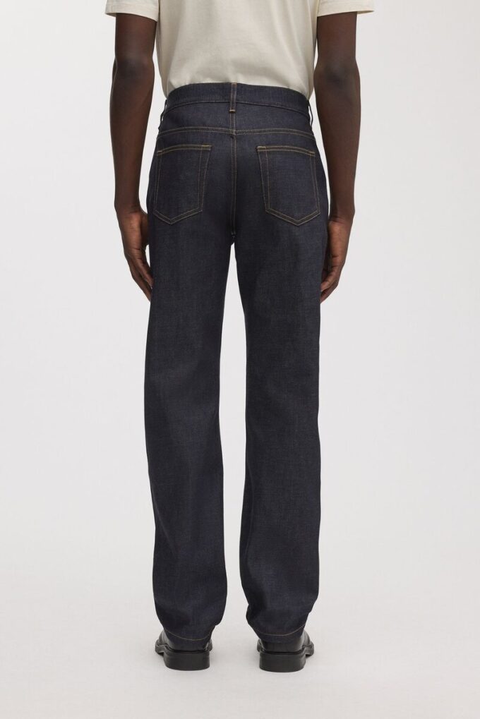 Die Loose Jeans
