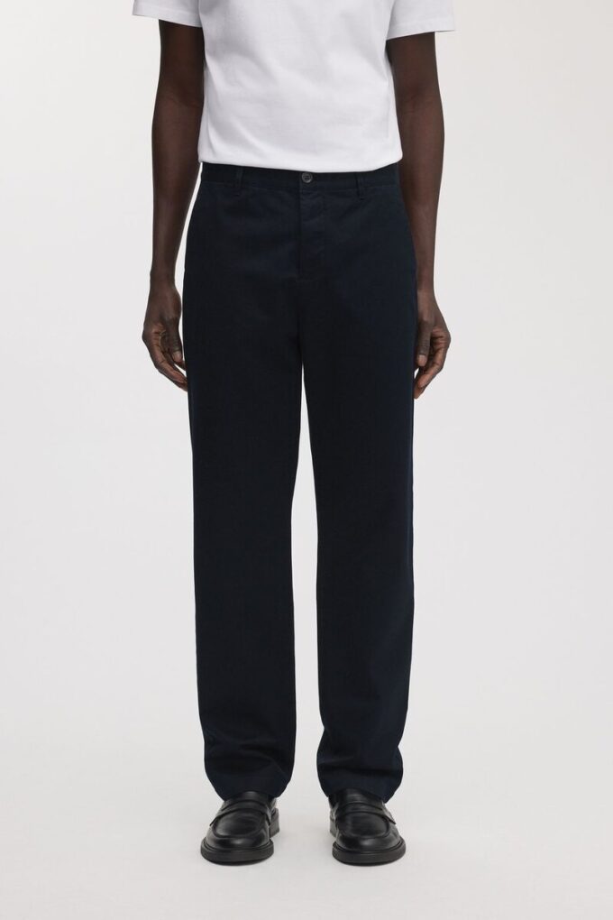 Die Loose Twill Chino