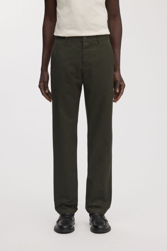 Die Loose Twill Chino