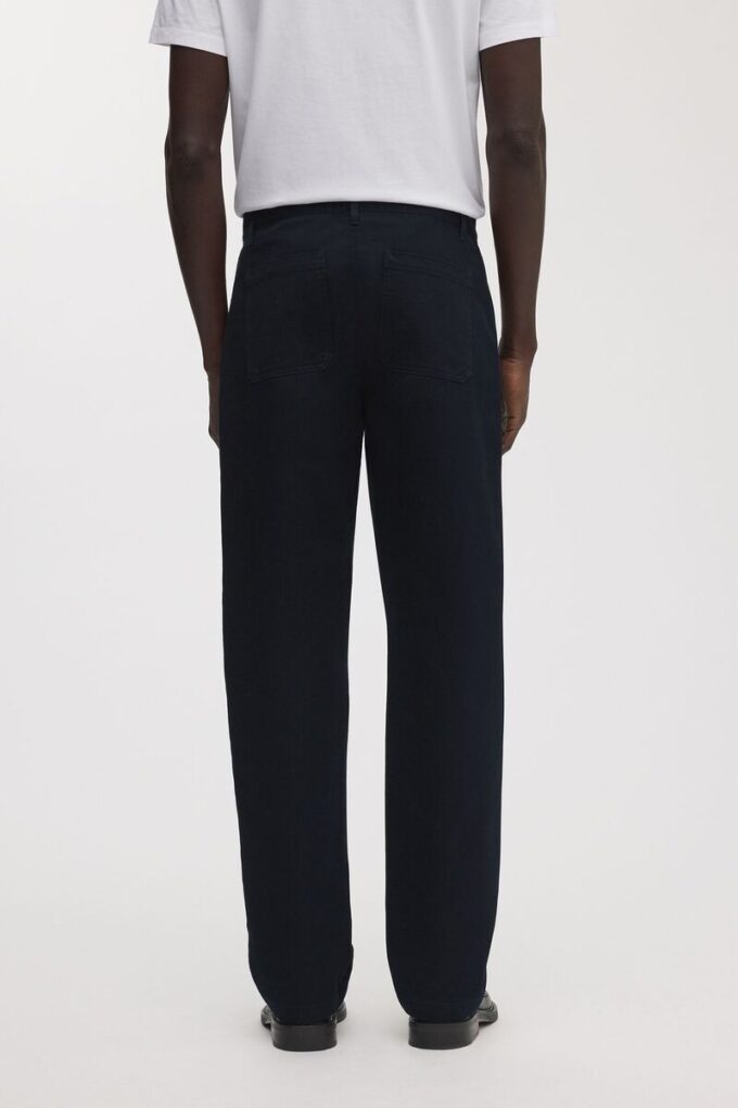 Die Loose Twill Chino
