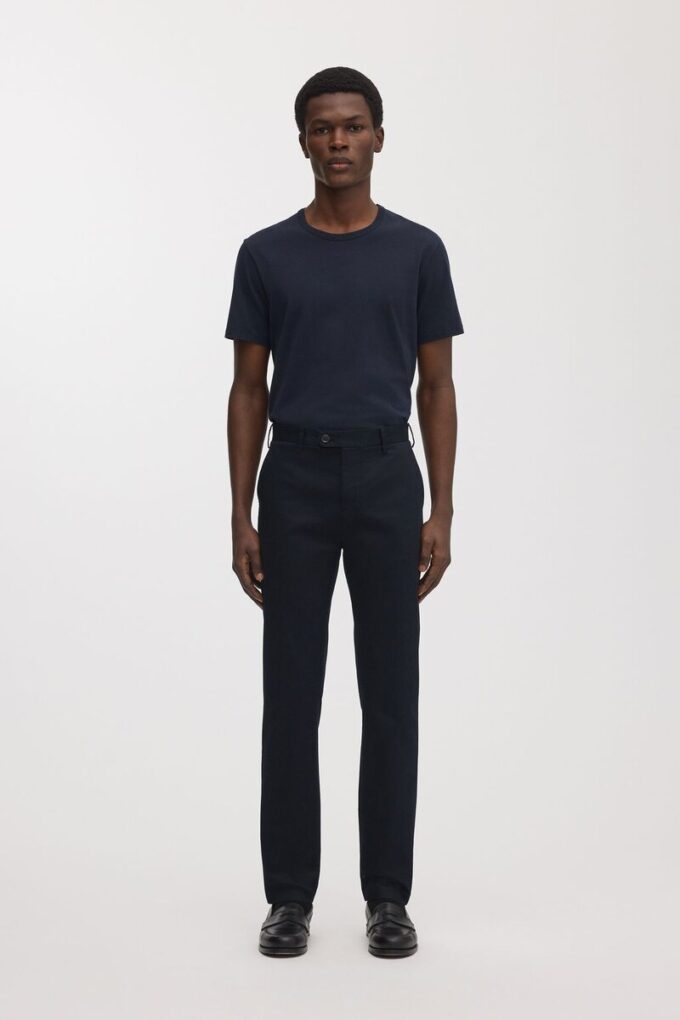 Die schmale Chino