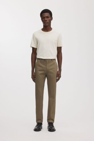 Die schmale Chino