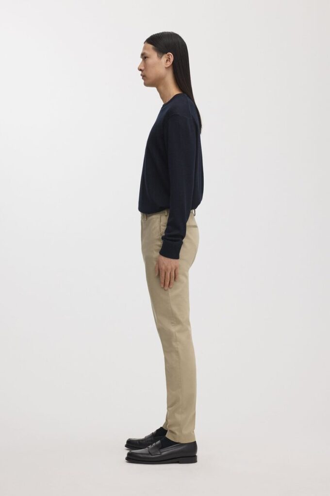 Die schmale Chino