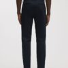 Die schmale Chino