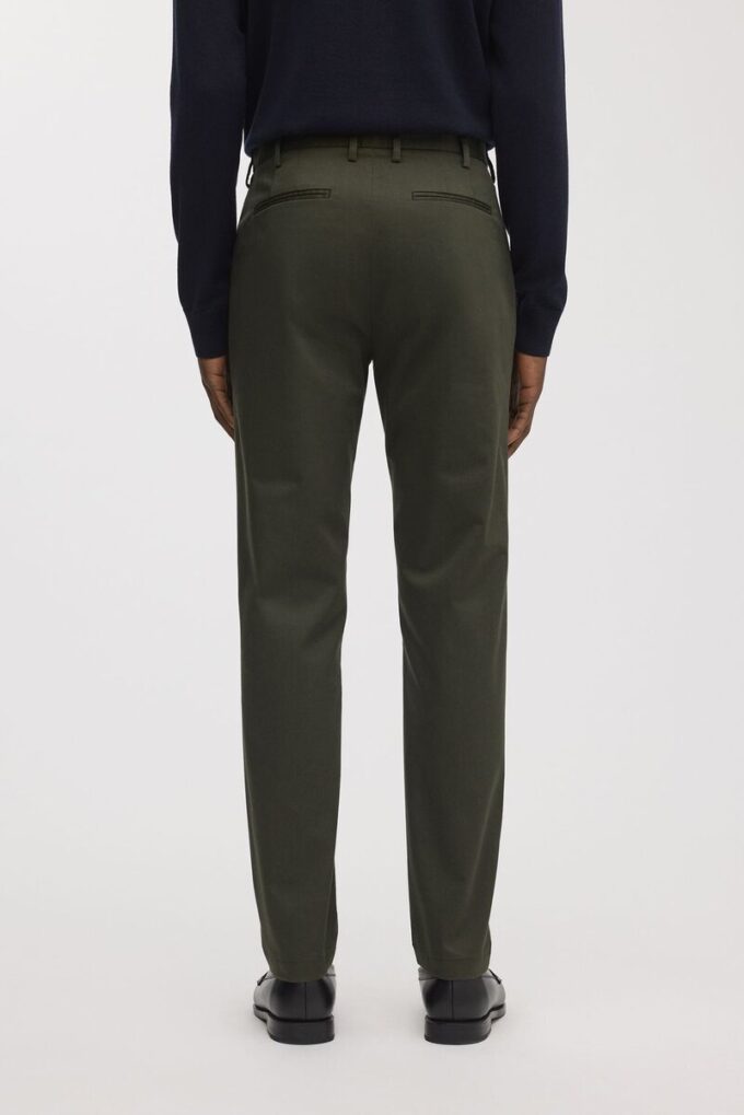 Die schmale Chino