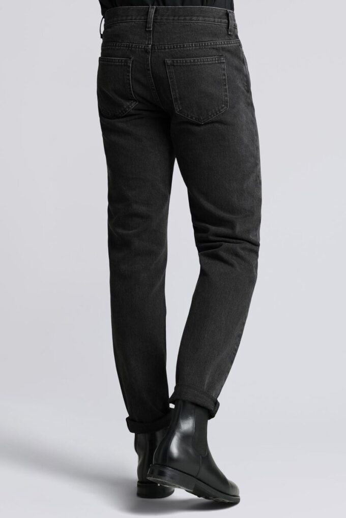 Die schwarze Jeans – Archiv