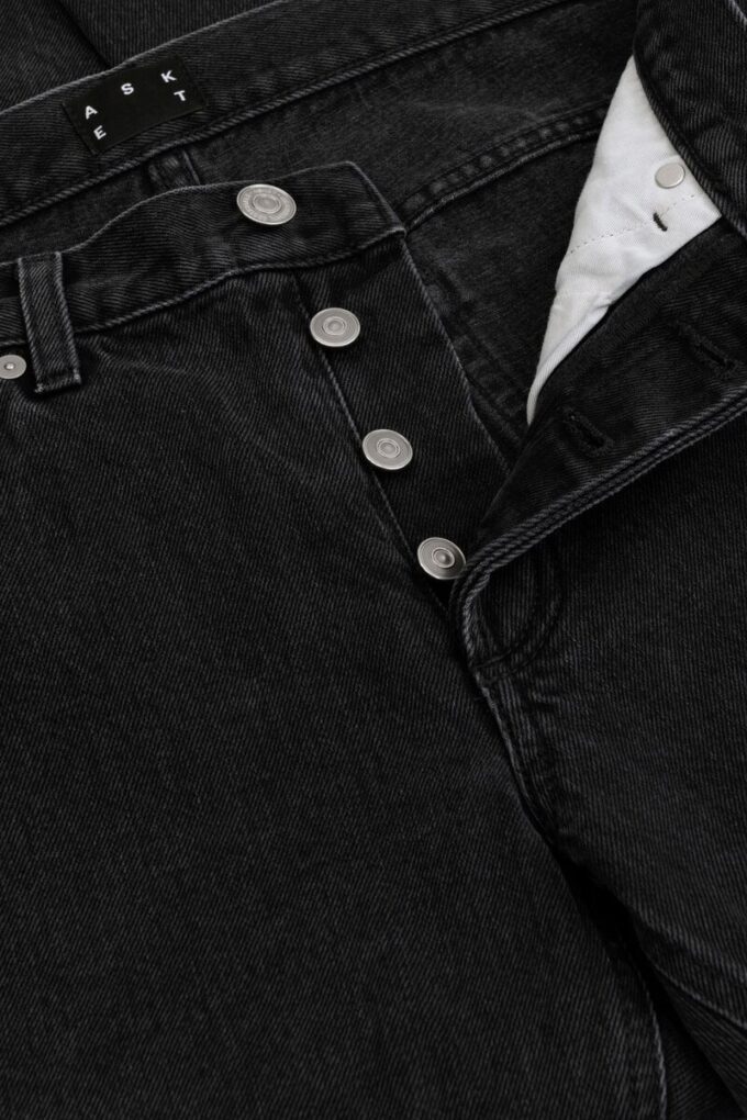 Die schwarze Jeans – Archiv