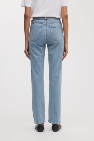 Die Standard-Jeans Die Standard-Jeans