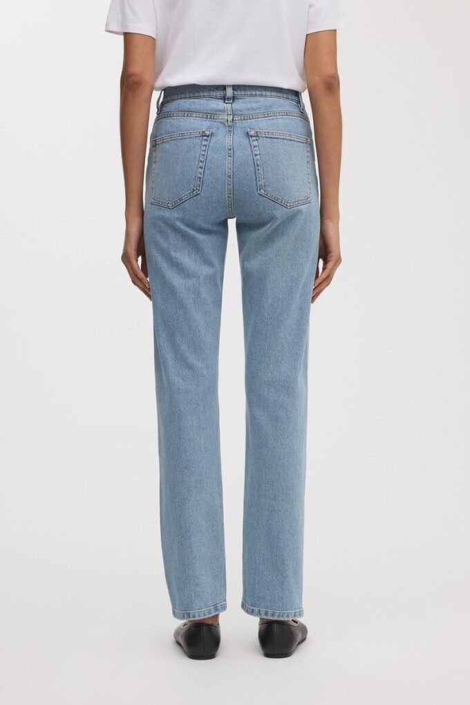 Die Standard-Jeans Die Standard-Jeans