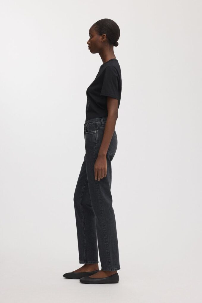 Die Standard-Jeans Die Standard-Jeans